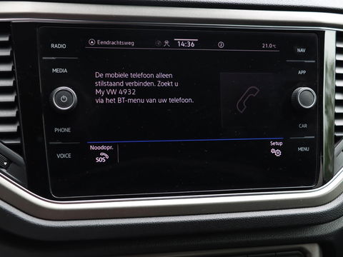 Volkswagen T-Roc 1.5 TSI Style 150PK DSG | Camera | Navigatie | Adaptive Cruise