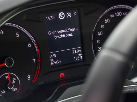 Volkswagen T-Roc 1.5 TSI Style 150PK DSG | Camera | Navigatie | Adaptive Cruise