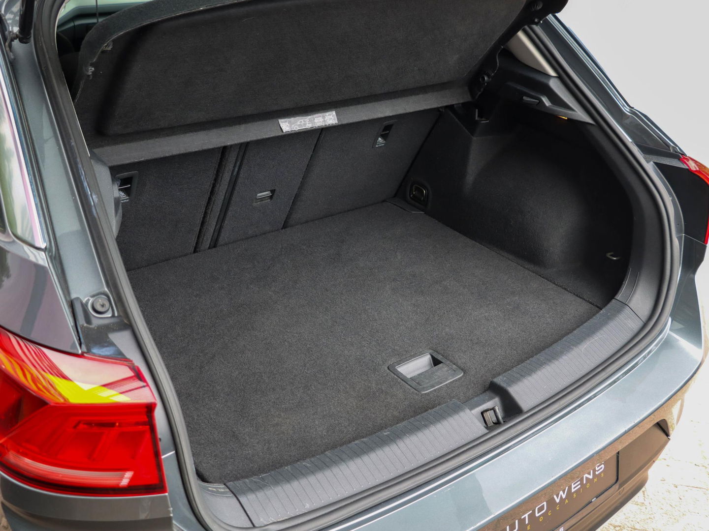 Volkswagen T-Roc 1.5 TSI Style 150PK DSG | Camera | Navigatie | Adaptive Cruise