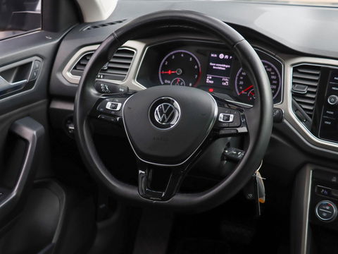 Volkswagen T-Roc 1.5 TSI Style 150PK DSG | Camera | Navigatie | Adaptive Cruise