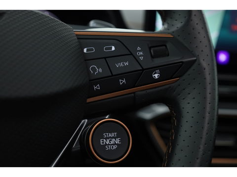 CUPRA Formentor 1.4 e-Hybrid VZ 245pk | Sportstuur | Pano | Elek. Trekhaak | 360cam | Memory seat | Stoel- Stuurverw.