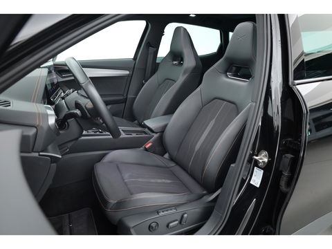 CUPRA Formentor 1.4 e-Hybrid VZ 245pk | Sportstuur | Pano | Elek. Trekhaak | 360cam | Memory seat | Stoel- Stuurverw.