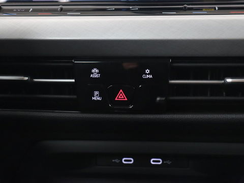 Volkswagen Golf 1.5 TSI Life Business | Adaptive cruise | Carplay | Massage | Memory | Navigatie | Sfeerverlichting | Parkeerhulp | Climate control