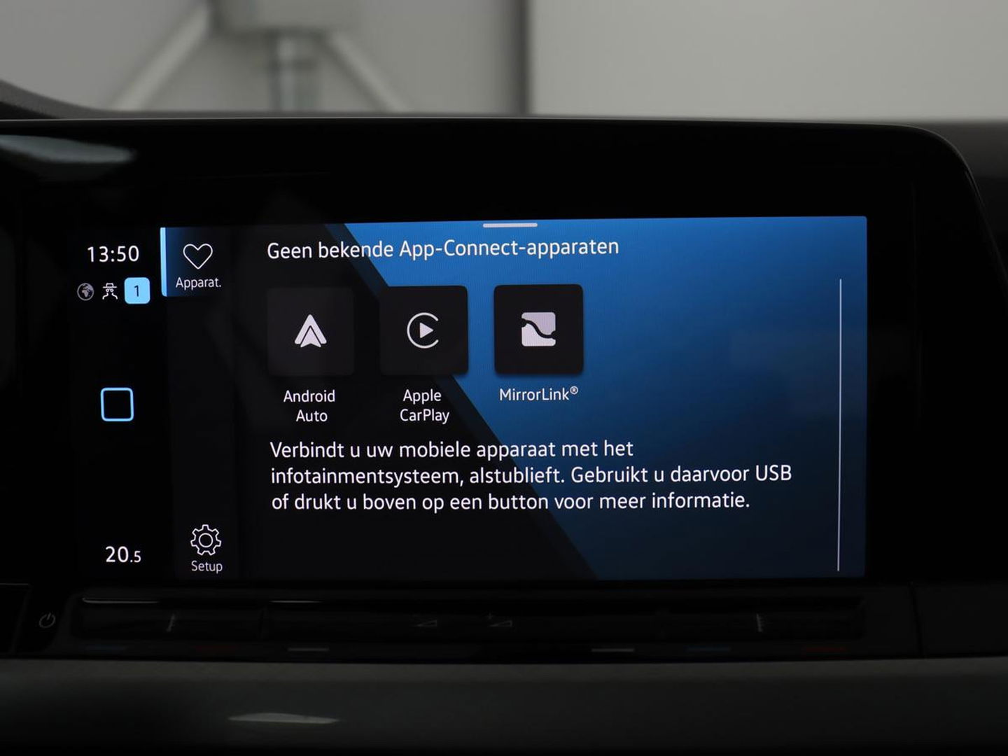 Volkswagen Golf 1.5 TSI Life Business | Adaptive cruise | Carplay | Massage | Memory | Navigatie | Sfeerverlichting | Parkeerhulp | Climate control
