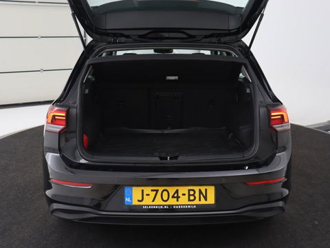 Volkswagen Golf 1.5 TSI Life Business | Adaptive cruise | Carplay | Massage | Memory | Navigatie | Sfeerverlichting | Parkeerhulp | Climate control