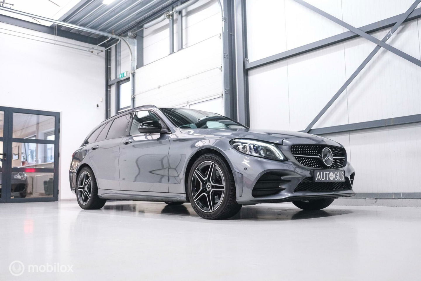Mercedes-Benz C-Klasse Estate 180 Business Solution AMG | Trekhaak | CarPlay | Camera | Leder | Adaptive cruise | NAP auto NL | rijklaar |