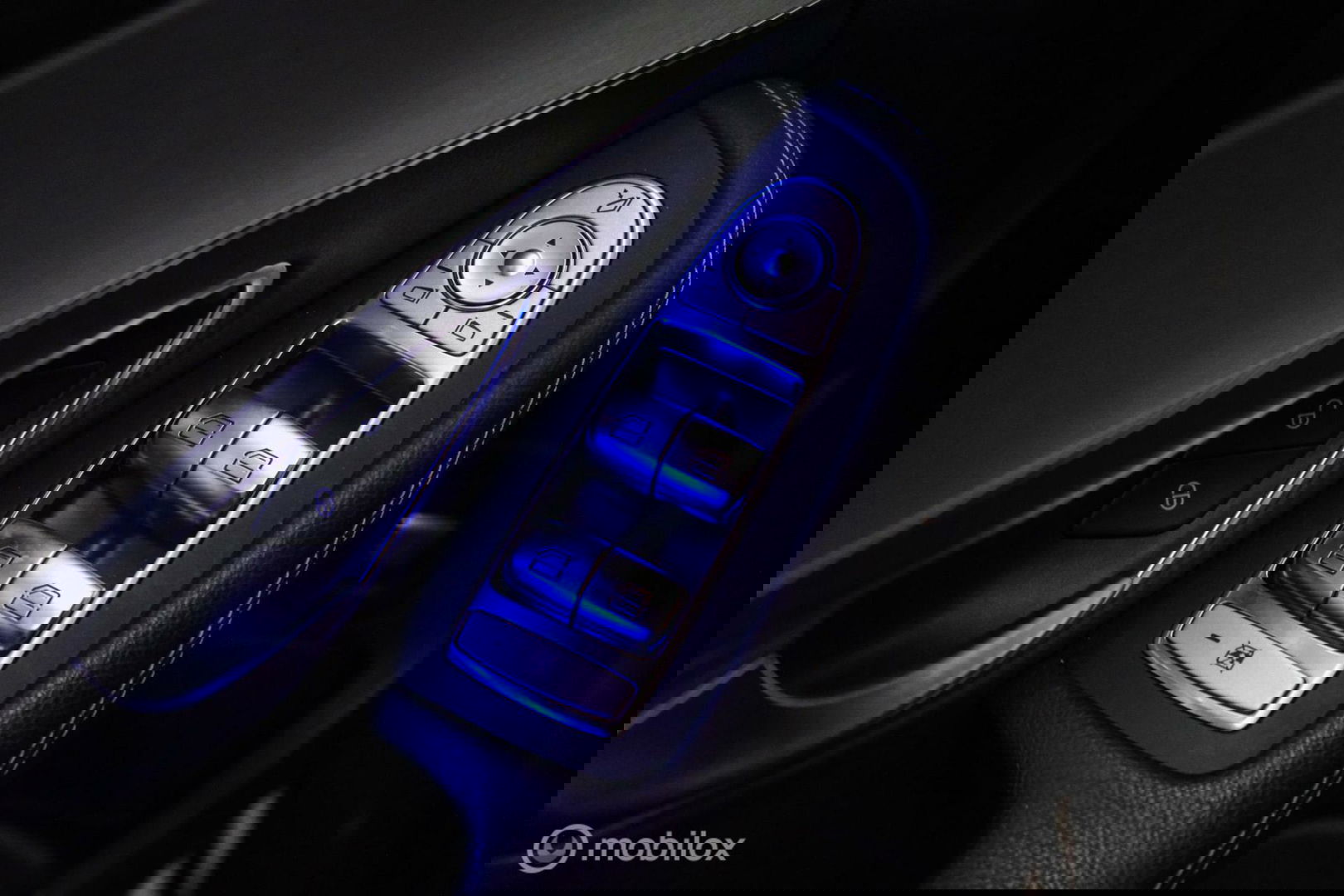 Mercedes-Benz C-Klasse Estate 180 Business Solution AMG | Trekhaak | CarPlay | Camera | Leder | Adaptive cruise | NAP auto NL | rijklaar |