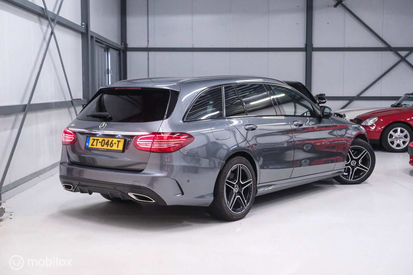 Mercedes-Benz C-Klasse Estate 180 Business Solution AMG | Trekhaak | CarPlay | Camera | Leder | Adaptive cruise | NAP auto NL | rijklaar |