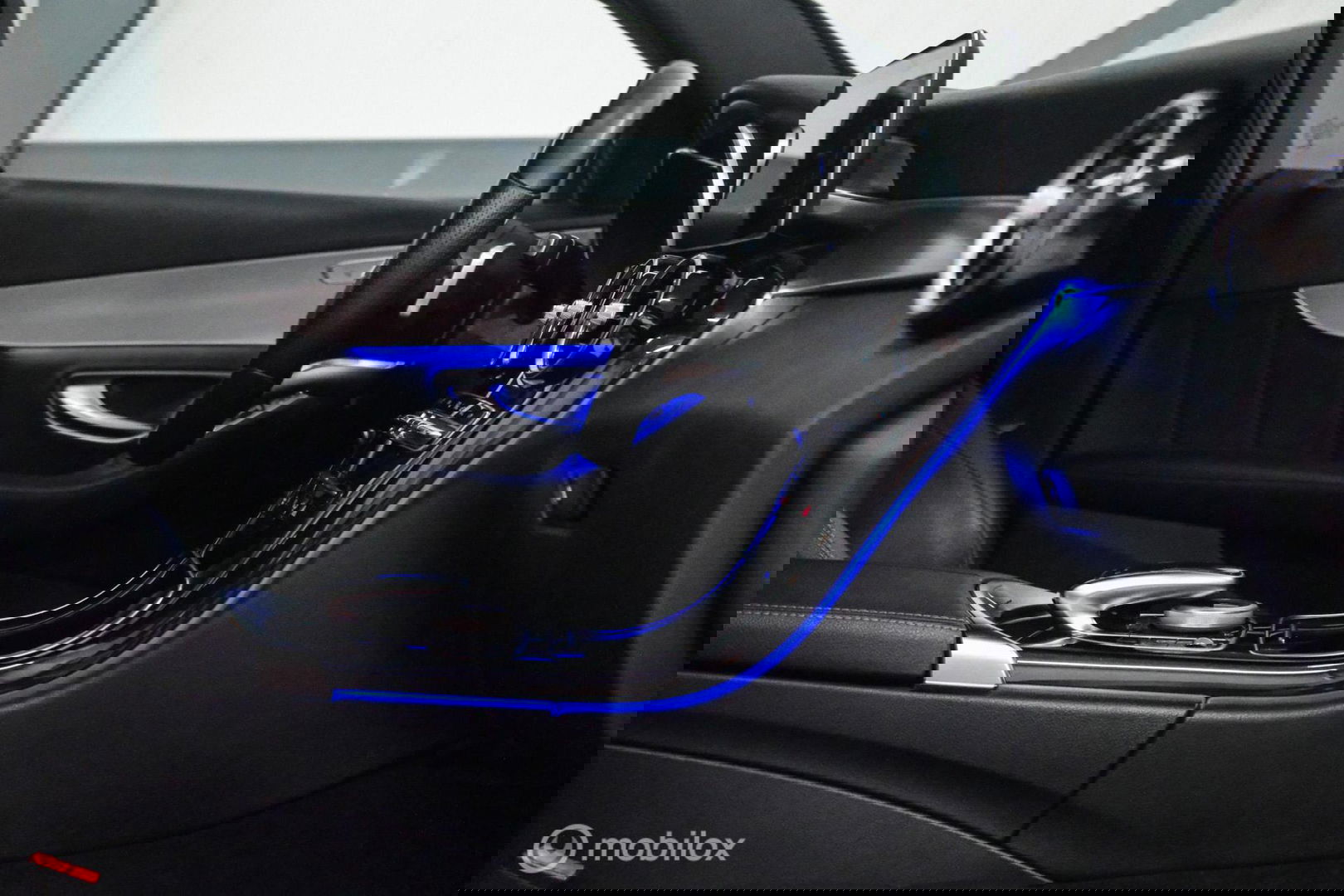 Mercedes-Benz C-Klasse Estate 180 Business Solution AMG | Trekhaak | CarPlay | Camera | Leder | Adaptive cruise | NAP auto NL | rijklaar |