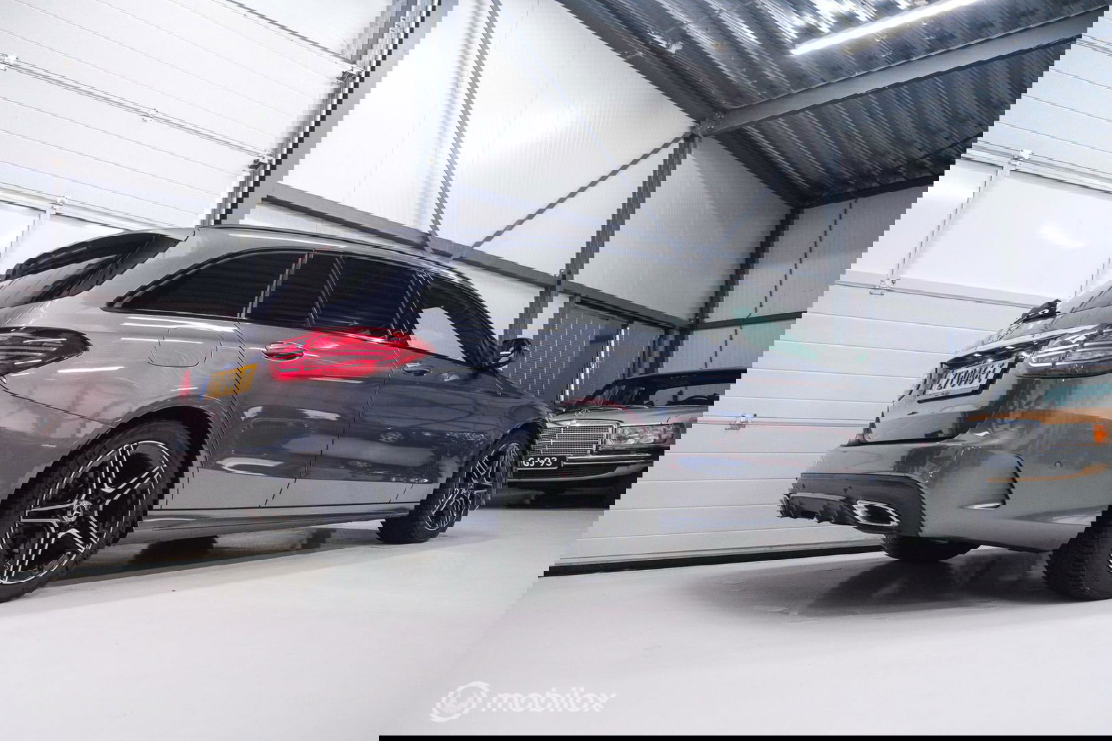 Mercedes-Benz C-Klasse Estate 180 Business Solution AMG | Trekhaak | CarPlay | Camera | Leder | Adaptive cruise | NAP auto NL | rijklaar |