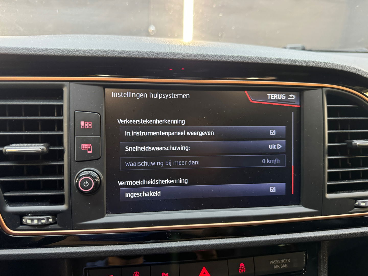 SEAT León ST 2.0 TSI 4DRIVE CUPRA Ultimate Pano|Carbon|Beats
