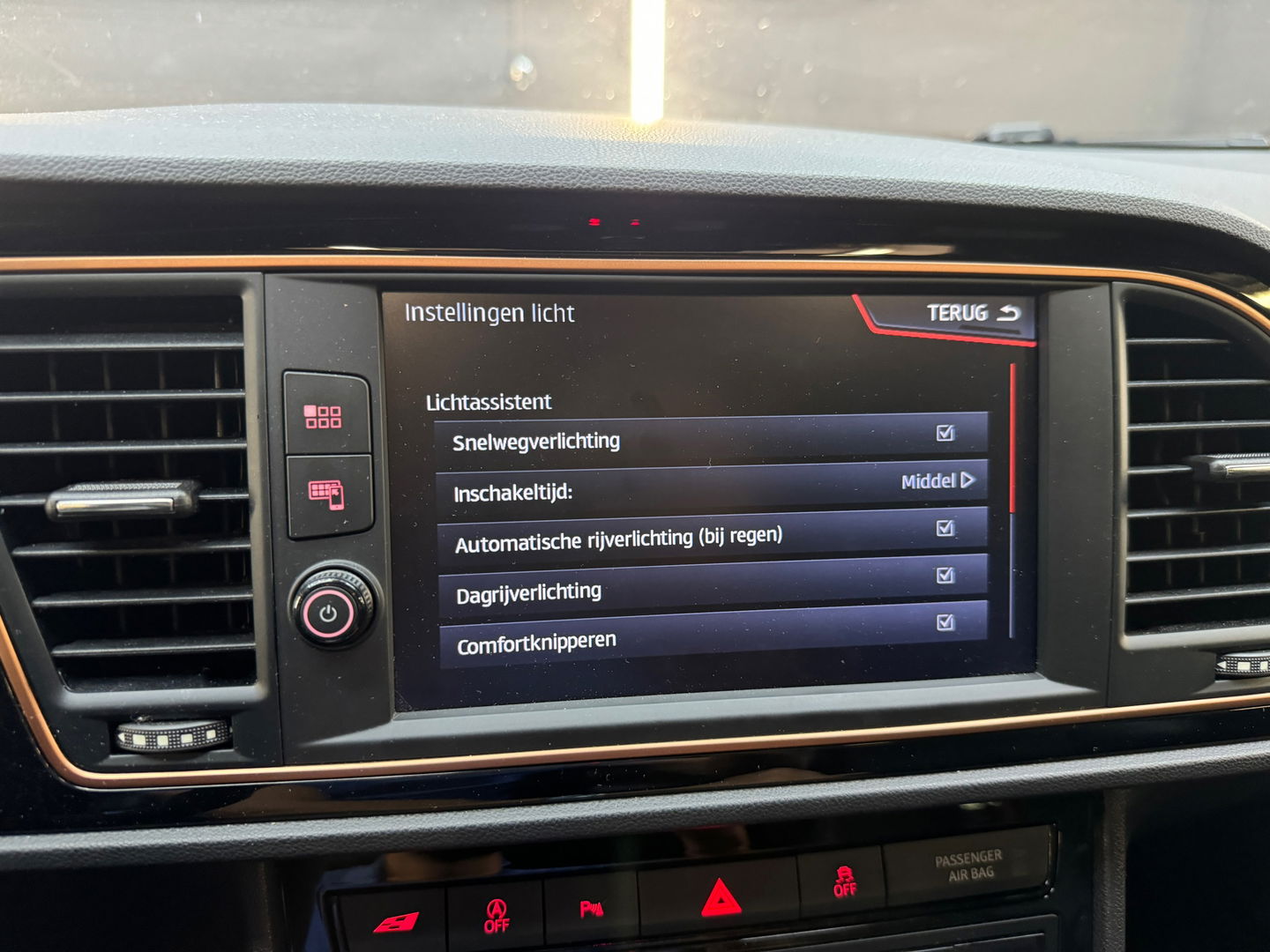 SEAT León ST 2.0 TSI 4DRIVE CUPRA Ultimate Pano|Carbon|Beats