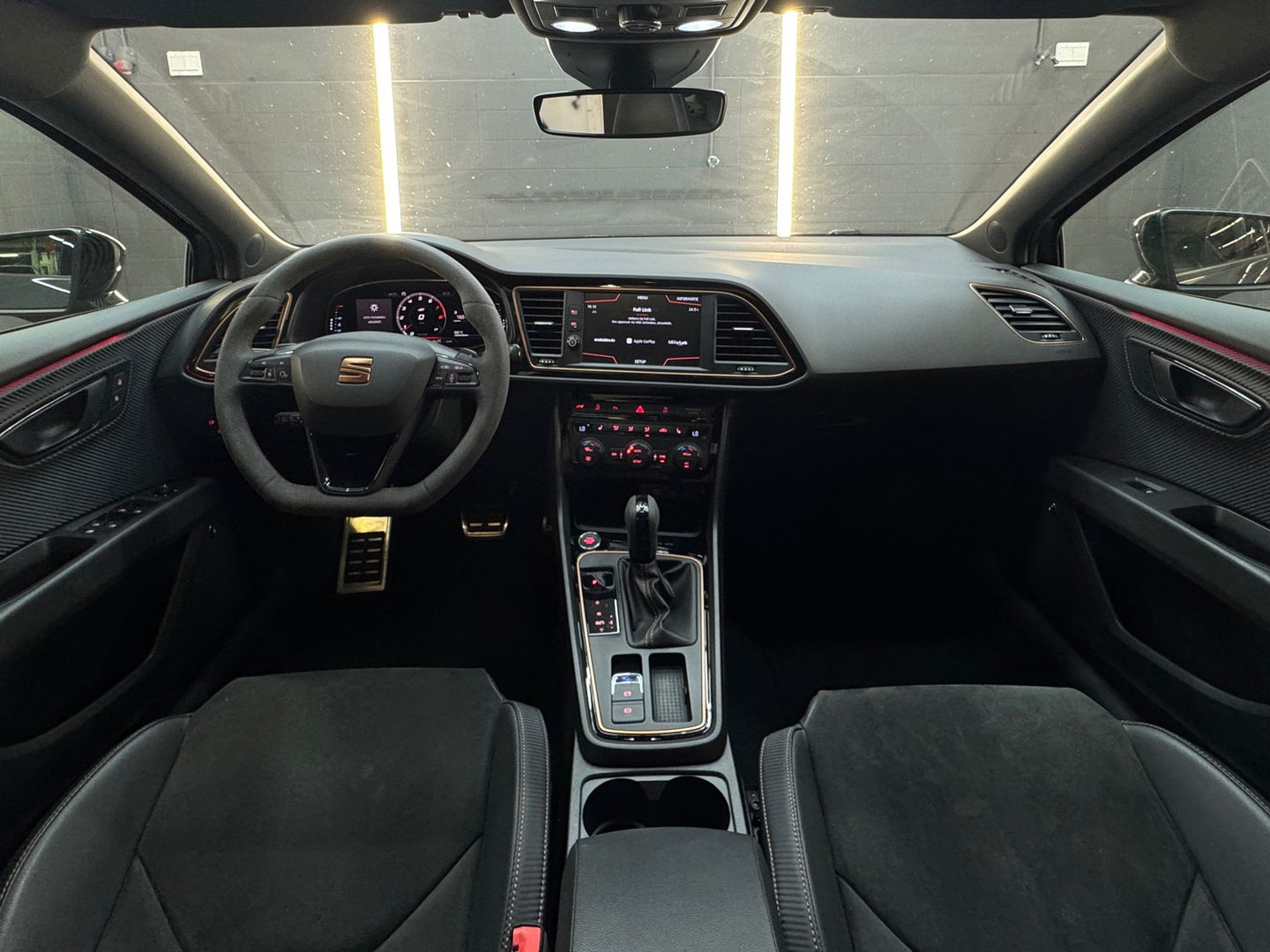 SEAT León ST 2.0 TSI 4DRIVE CUPRA Ultimate Pano|Carbon|Beats
