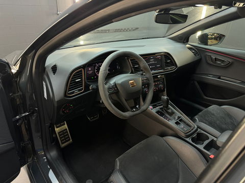 SEAT León ST 2.0 TSI 4DRIVE CUPRA Ultimate Pano|Carbon|Beats