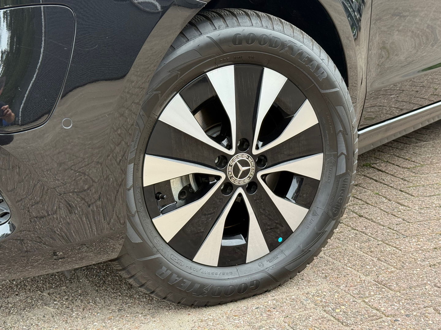 Mercedes-Benz EQV 300 90 kWh L3 Extra Lang - 7/8 Zits - Elc. schuif - Leder - 3 Jaar onderhoud + Garantie