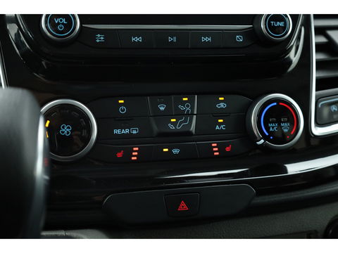 Ford Transit Custom 320 2.0 TDCI L2H1 DC Aut. | 170pk | Navi | Leder | Adapt. Cruise | 18'' | Trekhaak | Camera | 2x Schuifd.