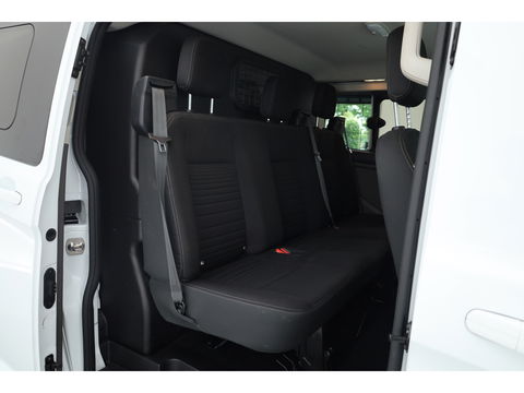 Ford Transit Custom 320 2.0 TDCI L2H1 DC Aut. | 170pk | Navi | Leder | Adapt. Cruise | 18'' | Trekhaak | Camera | 2x Schuifd.