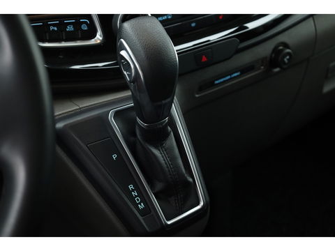 Ford Transit Custom 320 2.0 TDCI L2H1 DC Aut. | 170pk | Navi | Leder | Adapt. Cruise | 18'' | Trekhaak | Camera | 2x Schuifd.