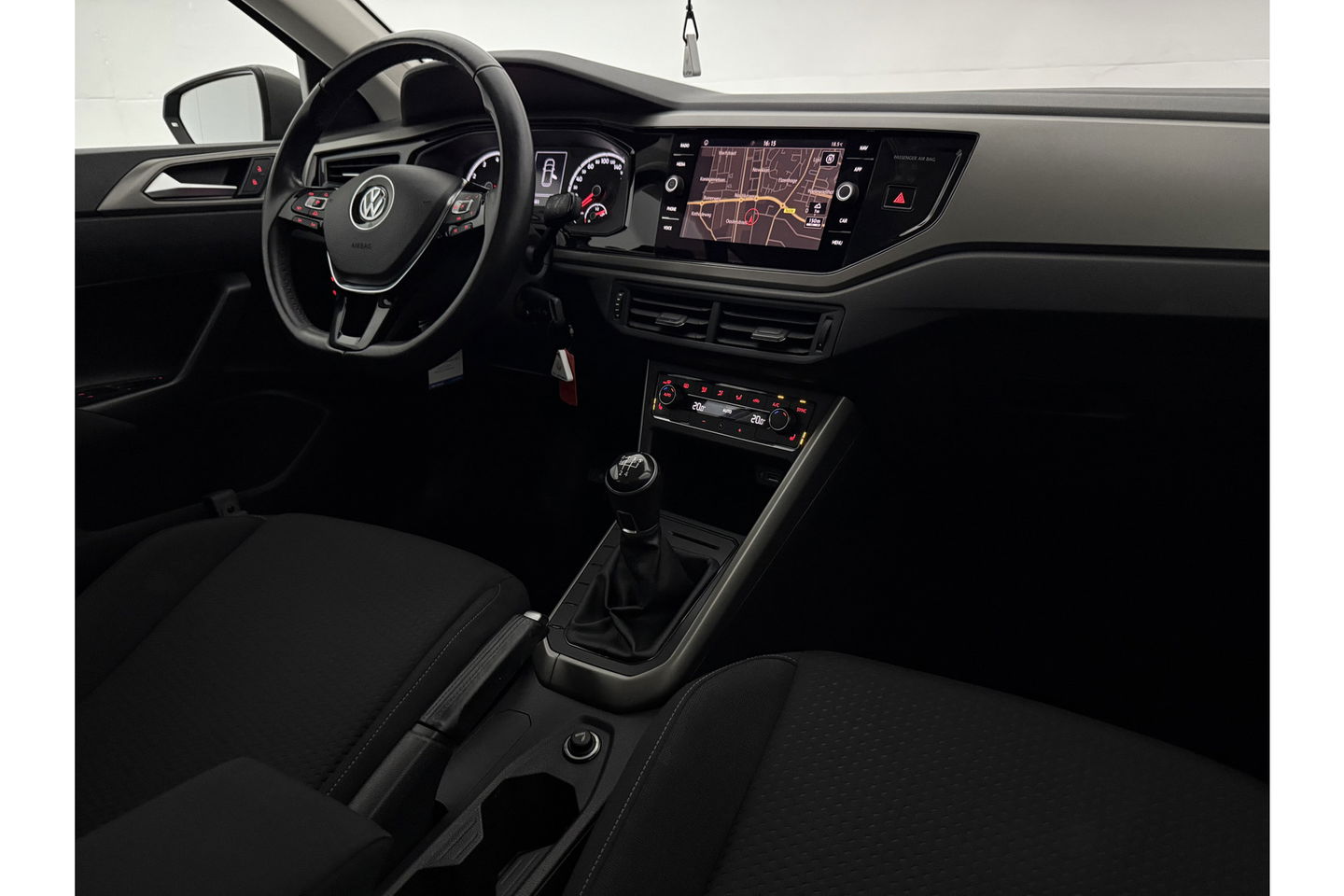 Volkswagen Polo 1.0 TSI Comfortline ACC LED Carplay Clima Navigatie 15''LMV