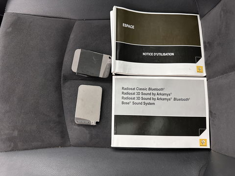 Renault Grand Espace 2.0 dCi Initiale [ 7-Pers ] Aut. *1/2LEATHER | XENON | NAVI-FULLMAP | CAMERA | COMFORT/ HEATED-SEATS | ECC | PDC | CRUISE | 17''ALU*