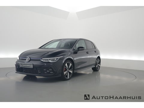 Volkswagen Golf 1.4 eHybrid GTE | Adapt. Cruise | Mistlampen | Stoel- Stuurverw. | IQ. Light | Navi | Camera
