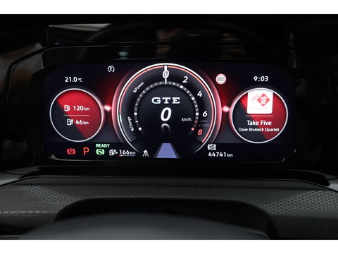 Volkswagen Golf 1.4 eHybrid GTE | Adapt. Cruise | Mistlampen | Stoel- Stuurverw. | IQ. Light | Navi | Camera