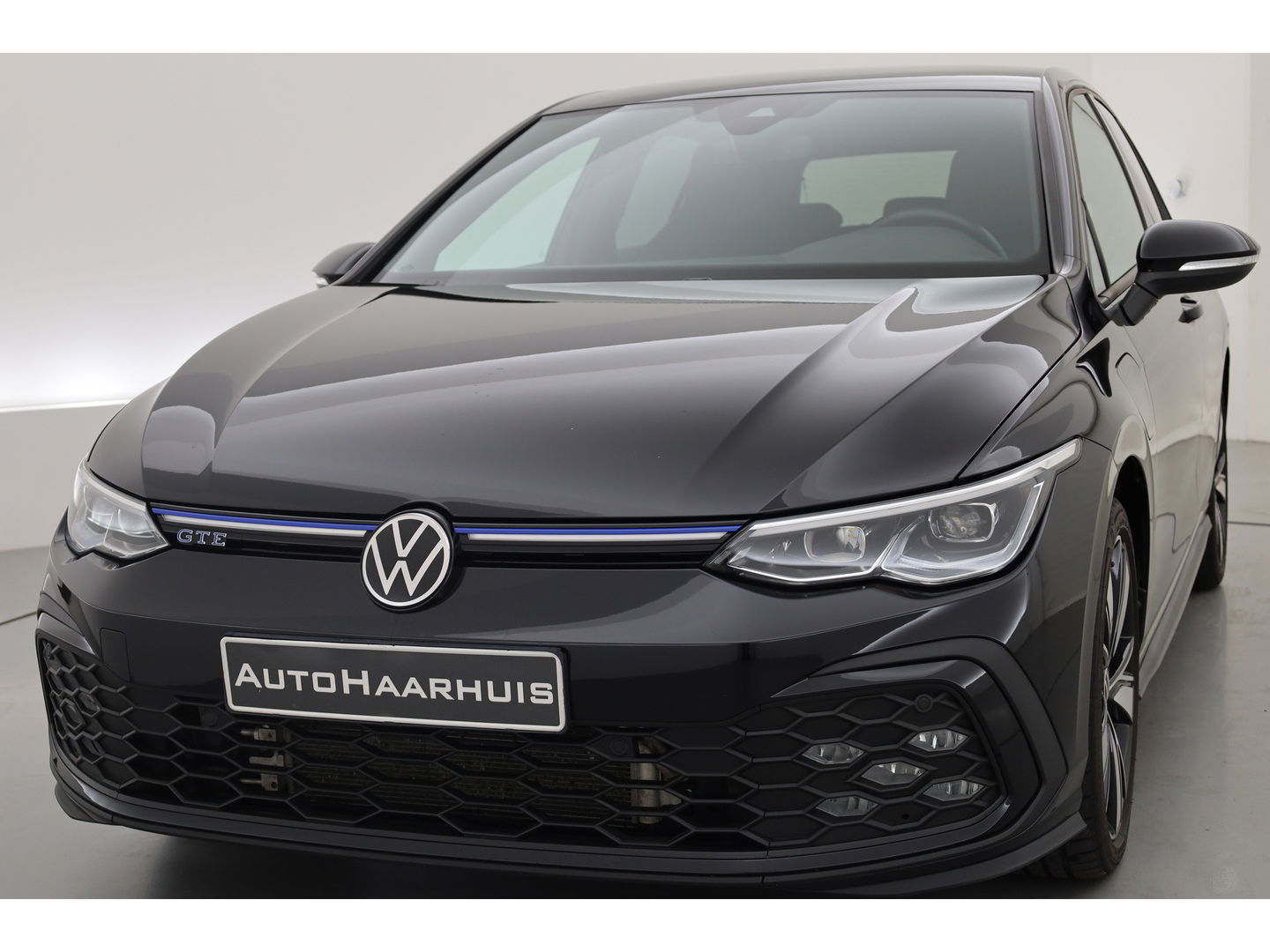 Volkswagen Golf 1.4 eHybrid GTE | Adapt. Cruise | Mistlampen | Stoel- Stuurverw. | IQ. Light | Navi | Camera
