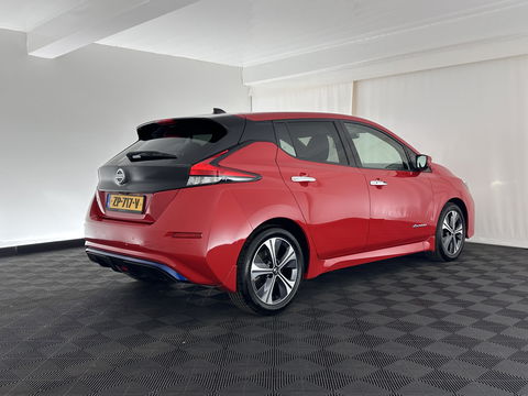 Nissan Leaf Tekna 40 kWh Aut. *LUXURY-LEATHER | FULL-LED | BOSE-SURROUND | DIGI-COCKPIT | ADAPTIVE-CRUISE | TOPVIEW | KEYLESS | NAVI-FULLMAP | BLINDSPOT | DAB+ | PDC | HEATED-COMFORTSEATS | PRIVACY-GLASS |