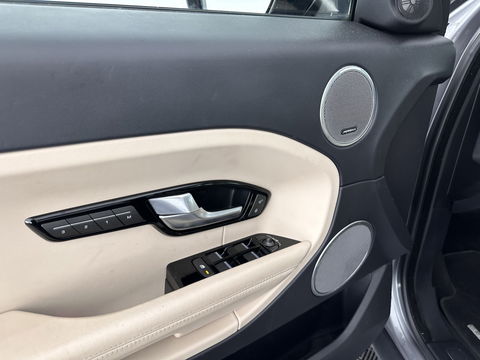 Land Rover Range Rover Evoque 2.2 SD4 4WD Prestige Aut. *PANO | LUXURY-LEATHER | BI-XENON | MERIDIAN-AUDIO | NAVI-FULLMAP | MEMORY-PACK | CAMERA | HEATED-COMFORTSEATS | ECC | SHIFT-PADDLES | PDC | CRUISE | TOWBAR  | 19''ALU *