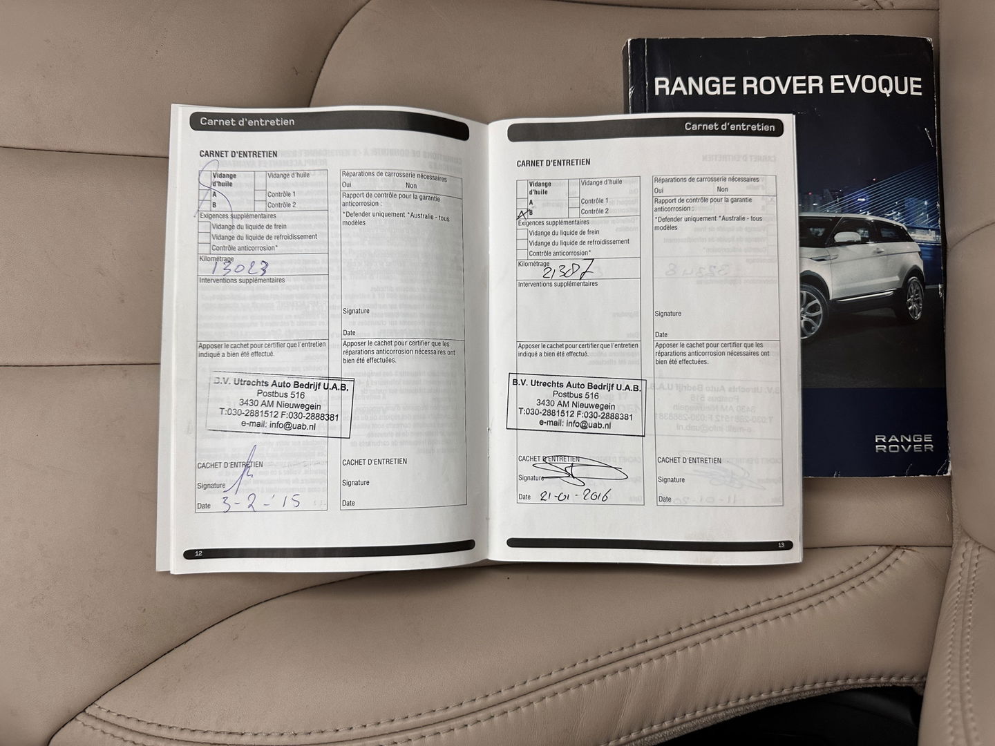 Land Rover Range Rover Evoque 2.2 SD4 4WD Prestige Aut. *PANO | LUXURY-LEATHER | BI-XENON | MERIDIAN-AUDIO | NAVI-FULLMAP | MEMORY-PACK | CAMERA | HEATED-COMFORTSEATS | ECC | SHIFT-PADDLES | PDC | CRUISE | TOWBAR  | 19''ALU *