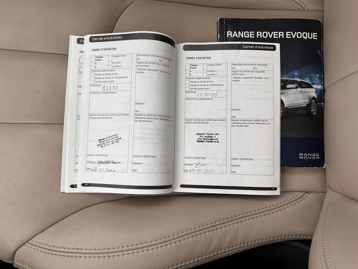 Land Rover Range Rover Evoque 2.2 SD4 4WD Prestige Aut. *PANO | LUXURY-LEATHER | BI-XENON | MERIDIAN-AUDIO | NAVI-FULLMAP | MEMORY-PACK | CAMERA | HEATED-COMFORTSEATS | ECC | SHIFT-PADDLES | PDC | CRUISE | TOWBAR  | 19''ALU *
