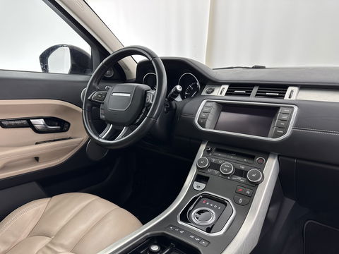 Land Rover Range Rover Evoque 2.2 SD4 4WD Prestige Aut. *PANO | LUXURY-LEATHER | BI-XENON | MERIDIAN-AUDIO | NAVI-FULLMAP | MEMORY-PACK | CAMERA | HEATED-COMFORTSEATS | ECC | SHIFT-PADDLES | PDC | CRUISE | TOWBAR  | 19''ALU *