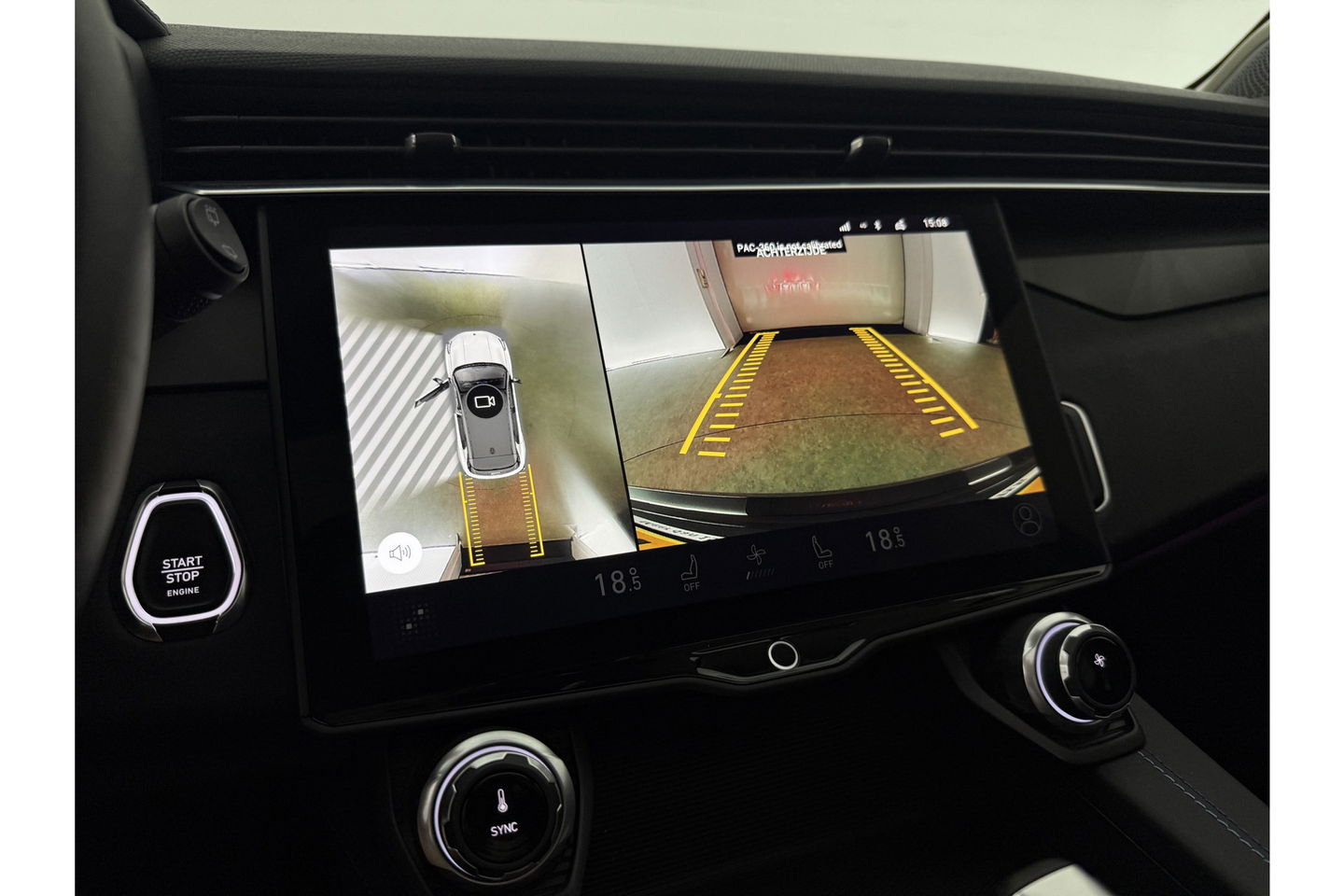 Lynk Co 01 1.5 | Black Edition | 262PK Pano LED Sfeer 360Camera Carplay Memory ACC Virtual Clima Navi PDC 19"LMV