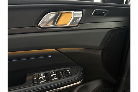 Lynk Co 01 1.5 | Black Edition | 262PK Pano LED Sfeer 360Camera Carplay Memory ACC Virtual Clima Navi PDC 19"LMV