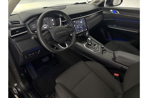 Lynk Co 01 1.5 | Black Edition | 262PK Pano LED Sfeer 360Camera Carplay Memory ACC Virtual Clima Navi PDC 19"LMV