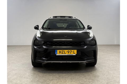 Lynk Co 01 1.5 | Black Edition | 262PK Pano LED Sfeer 360Camera Carplay Memory ACC Virtual Clima Navi PDC 19"LMV