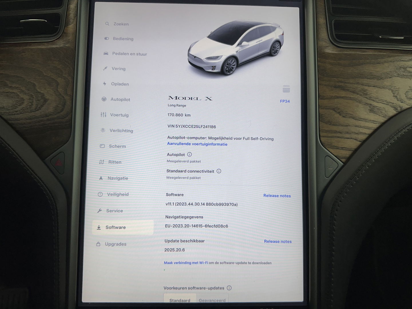 Tesla Model X Long Range [ 7-Pers. ] Aut. *PANO-WINDOW | AUTO-PILOT | LUXURY-LEATHER | TOP-VIEW | NAVI-FULLMAP | FULL-LED | AIR-SUSPENSION | DIGI-COCKPIT | KEYLESS | CAMERA | DAB+ | HEATED-COMFORTSEATS | 22''ALU*