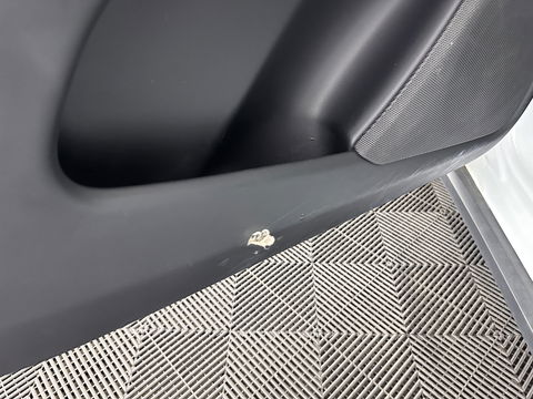 Tesla Model X Long Range [ 7-Pers. ] Aut. *PANO-WINDOW | AUTO-PILOT | LUXURY-LEATHER | TOP-VIEW | NAVI-FULLMAP | FULL-LED | AIR-SUSPENSION | DIGI-COCKPIT | KEYLESS | CAMERA | DAB+ | HEATED-COMFORTSEATS | 22''ALU*