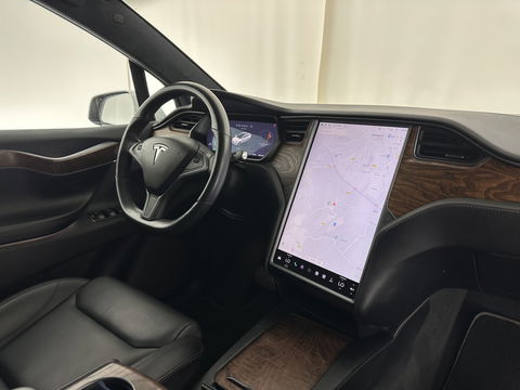 Tesla Model X Long Range [ 7-Pers. ] Aut. *PANO-WINDOW | AUTO-PILOT | LUXURY-LEATHER | TOP-VIEW | NAVI-FULLMAP | FULL-LED | AIR-SUSPENSION | DIGI-COCKPIT | KEYLESS | CAMERA | DAB+ | HEATED-COMFORTSEATS | 22''ALU*