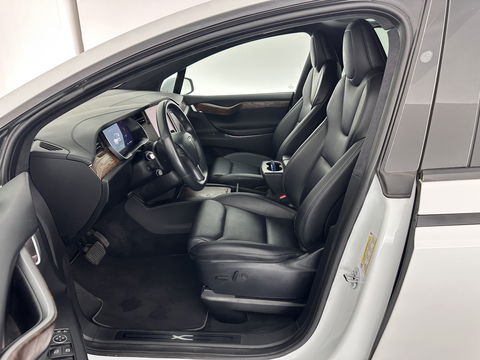 Tesla Model X Long Range [ 7-Pers. ] Aut. *PANO-WINDOW | AUTO-PILOT | LUXURY-LEATHER | TOP-VIEW | NAVI-FULLMAP | FULL-LED | AIR-SUSPENSION | DIGI-COCKPIT | KEYLESS | CAMERA | DAB+ | HEATED-COMFORTSEATS | 22''ALU*