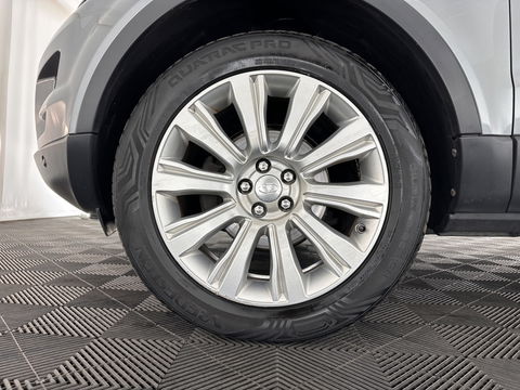 Land Rover Range Rover Evoque 2.2 SD4 4WD Prestige Aut. *PANO | LUXURY-LEATHER | BI-XENON | MERIDIAN-AUDIO | NAVI-FULLMAP | MEMORY-PACK | CAMERA | HEATED-COMFORTSEATS | ECC | SHIFT-PADDLES | PDC | CRUISE | TOWBAR  | 19''ALU *
