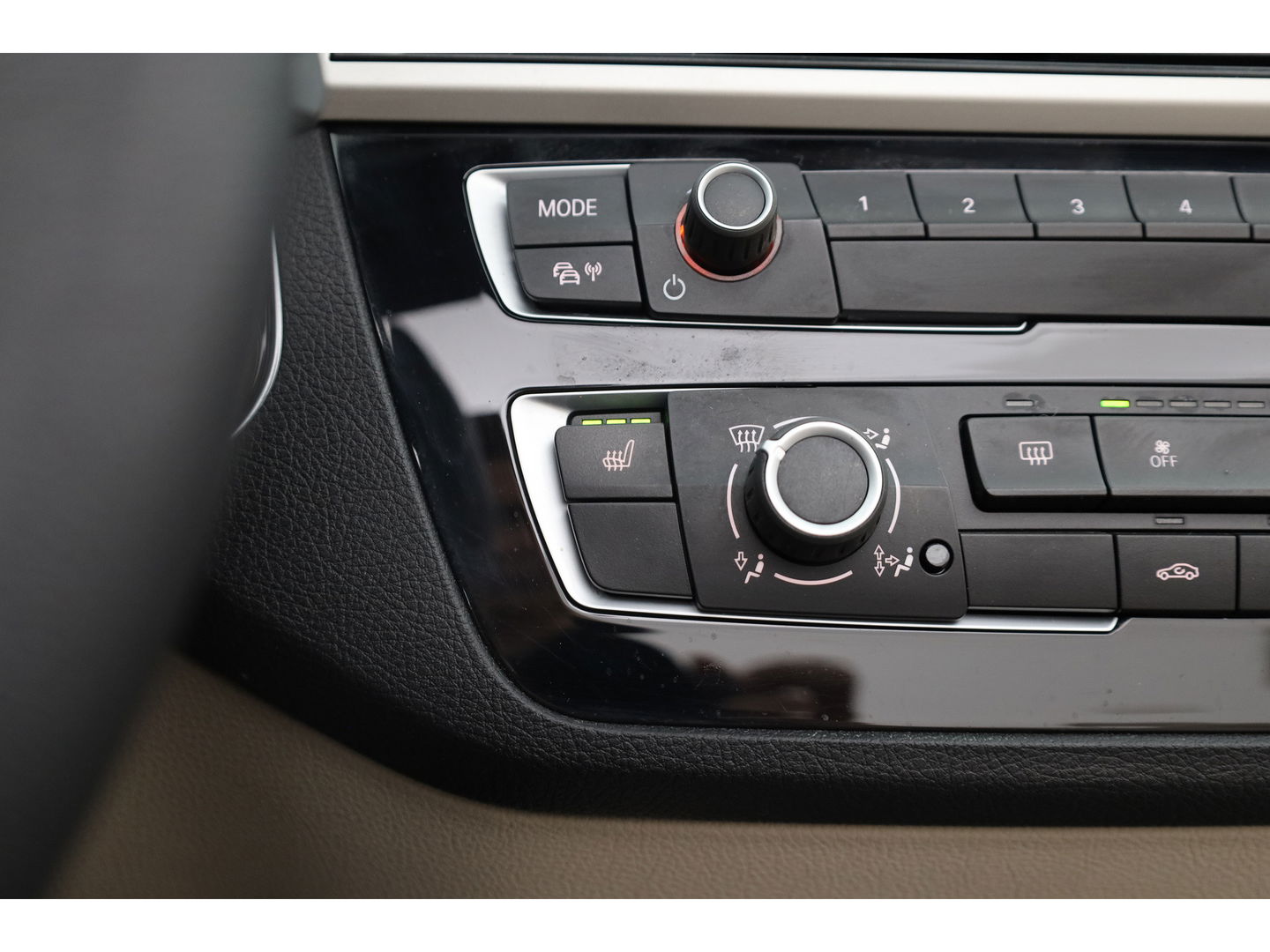 BMW 2 Serie Cabrio 220d | Leder | Stoelverw. | Navi | LED | PDC | Cruise