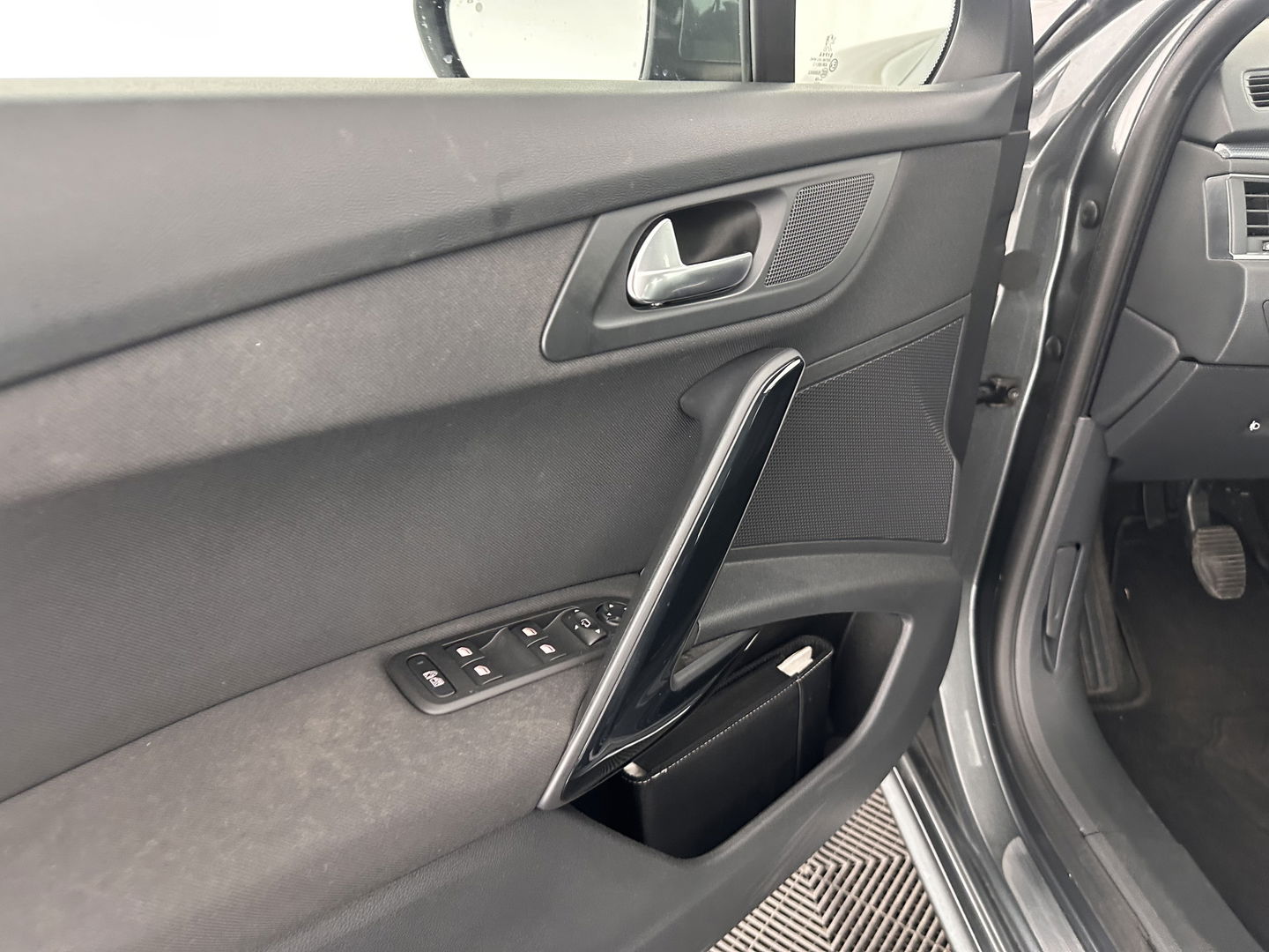 Peugeot 508 1.6 e-THP Première *NAVI-FULLMAP | BLIND-SPOT | COMFORT-SEATS | ECC | PDC | CRUISE | 17''ALU*