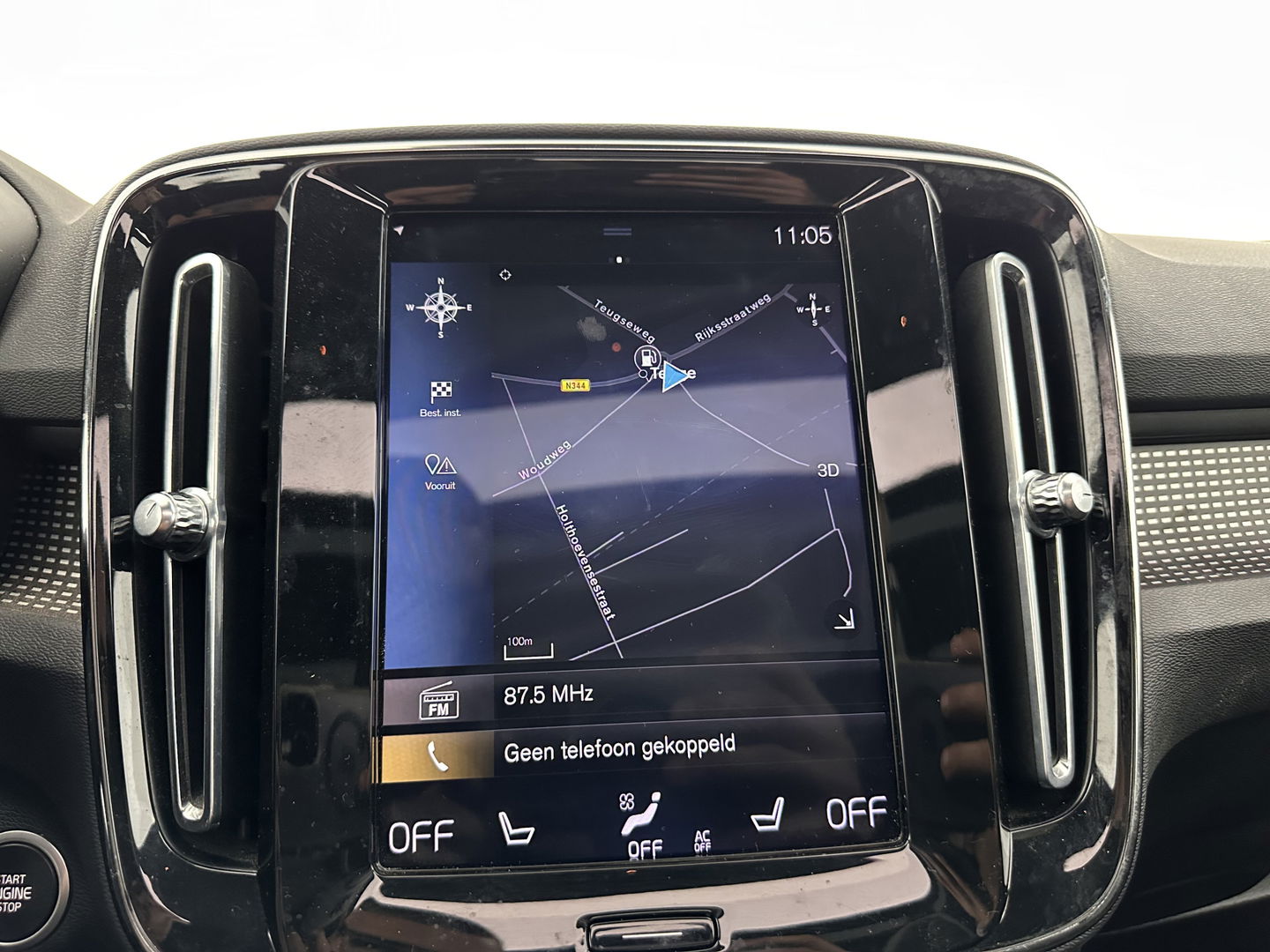 Volvo XC40 1.5 T5 Recharge R-Design (INCL.BTW) (INCL-BTW) *PANO | DIGI-COCKPIT | FULL-LED | BLIND-SPOT | PREMIUM-AUDIO | KEYLESS | APP.CONNECT | NAVI-FULLMAP | ALCANTARA-LEATHER | ECC | PDC | SPORT-SEATS | 19''ALU | TOWBAR*