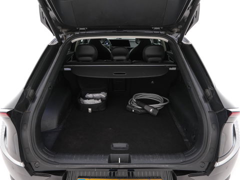 Kia Ev6 Plus 77.4 kWh [ 3-Fase ] (INCL-BTW) *LUXURY-LEATHER | ADAPT-CRUISE | WIDE-SCREEN-DIGI-COCKPIT | MERIDIAN-AUDIO | MEMORY-PACK | FULL-LED | KEYLESS | CAMERA | DAB | BLIND-SPOT | NAVI-FULLMAP | 19''ALU*