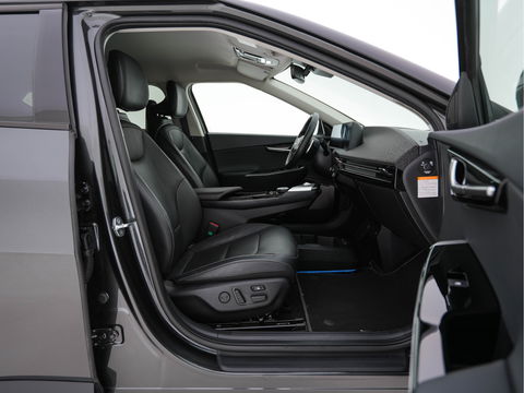 Kia Ev6 Plus 77.4 kWh [ 3-Fase ] (INCL-BTW) *LUXURY-LEATHER | ADAPT-CRUISE | WIDE-SCREEN-DIGI-COCKPIT | MERIDIAN-AUDIO | MEMORY-PACK | FULL-LED | KEYLESS | CAMERA | DAB | BLIND-SPOT | NAVI-FULLMAP | 19''ALU*