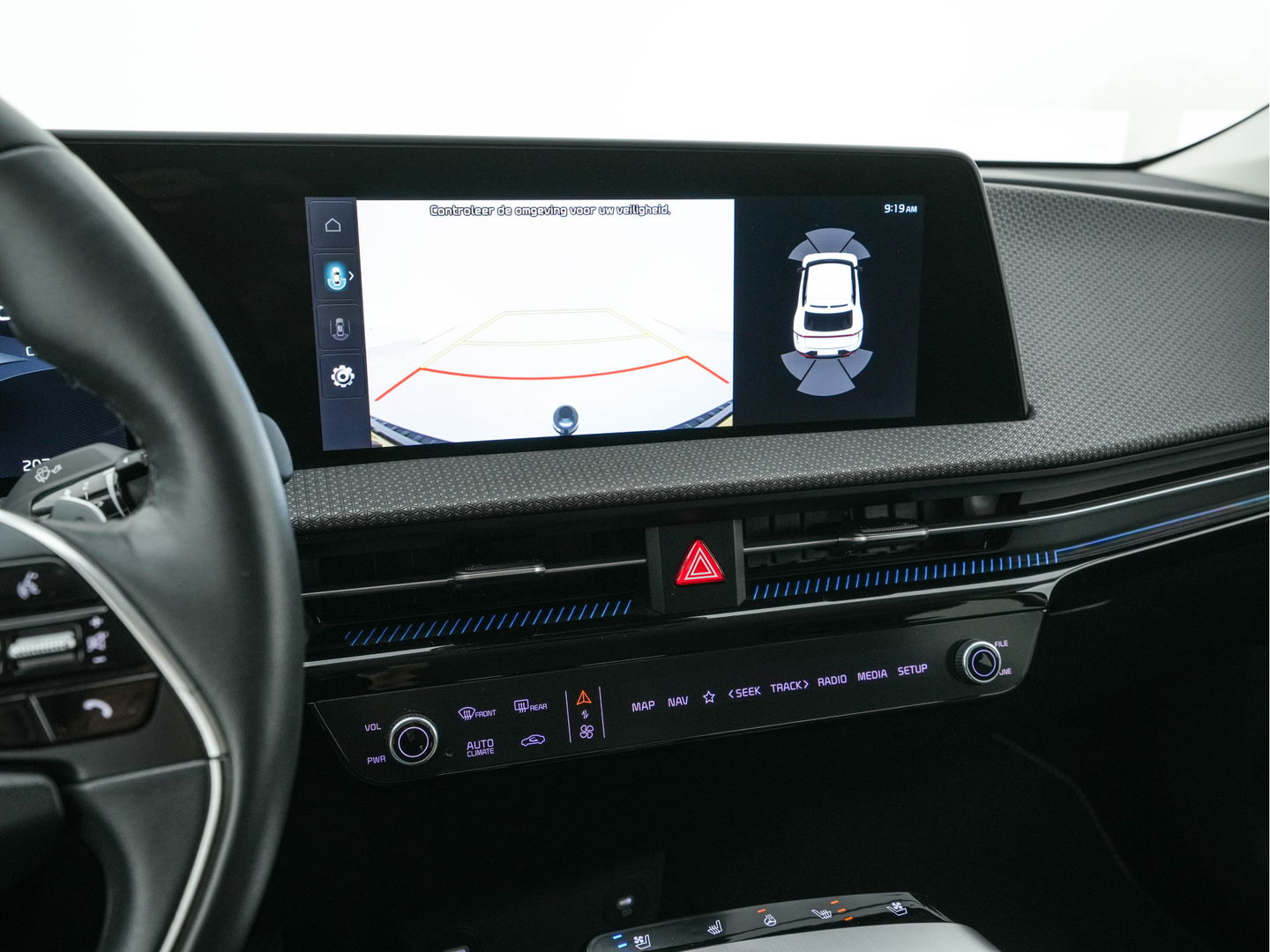 Kia Ev6 Plus 77.4 kWh [ 3-Fase ] (INCL-BTW) *LUXURY-LEATHER | ADAPT-CRUISE | WIDE-SCREEN-DIGI-COCKPIT | MERIDIAN-AUDIO | MEMORY-PACK | FULL-LED | KEYLESS | CAMERA | DAB | BLIND-SPOT | NAVI-FULLMAP | 19''ALU*
