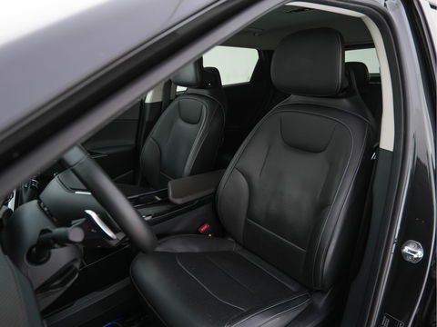 Kia Ev6 Plus 77.4 kWh [ 3-Fase ] (INCL-BTW) *LUXURY-LEATHER | ADAPT-CRUISE | WIDE-SCREEN-DIGI-COCKPIT | MERIDIAN-AUDIO | MEMORY-PACK | FULL-LED | KEYLESS | CAMERA | DAB | BLIND-SPOT | NAVI-FULLMAP | 19''ALU*