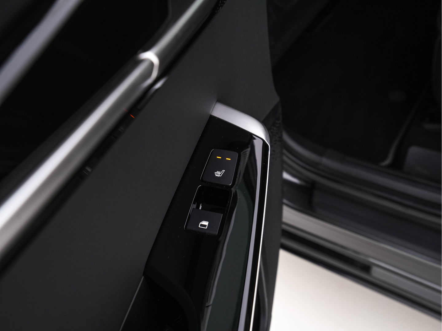 Kia Ev6 Plus 77.4 kWh [ 3-Fase ] (INCL-BTW) *LUXURY-LEATHER | ADAPT-CRUISE | WIDE-SCREEN-DIGI-COCKPIT | MERIDIAN-AUDIO | MEMORY-PACK | FULL-LED | KEYLESS | CAMERA | DAB | BLIND-SPOT | NAVI-FULLMAP | 19''ALU*