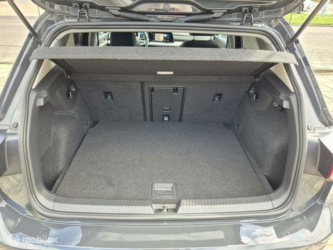 Volkswagen Golf 1.5 eTSI DSG, Digi Dash, Sfeer, Carplay, ACC